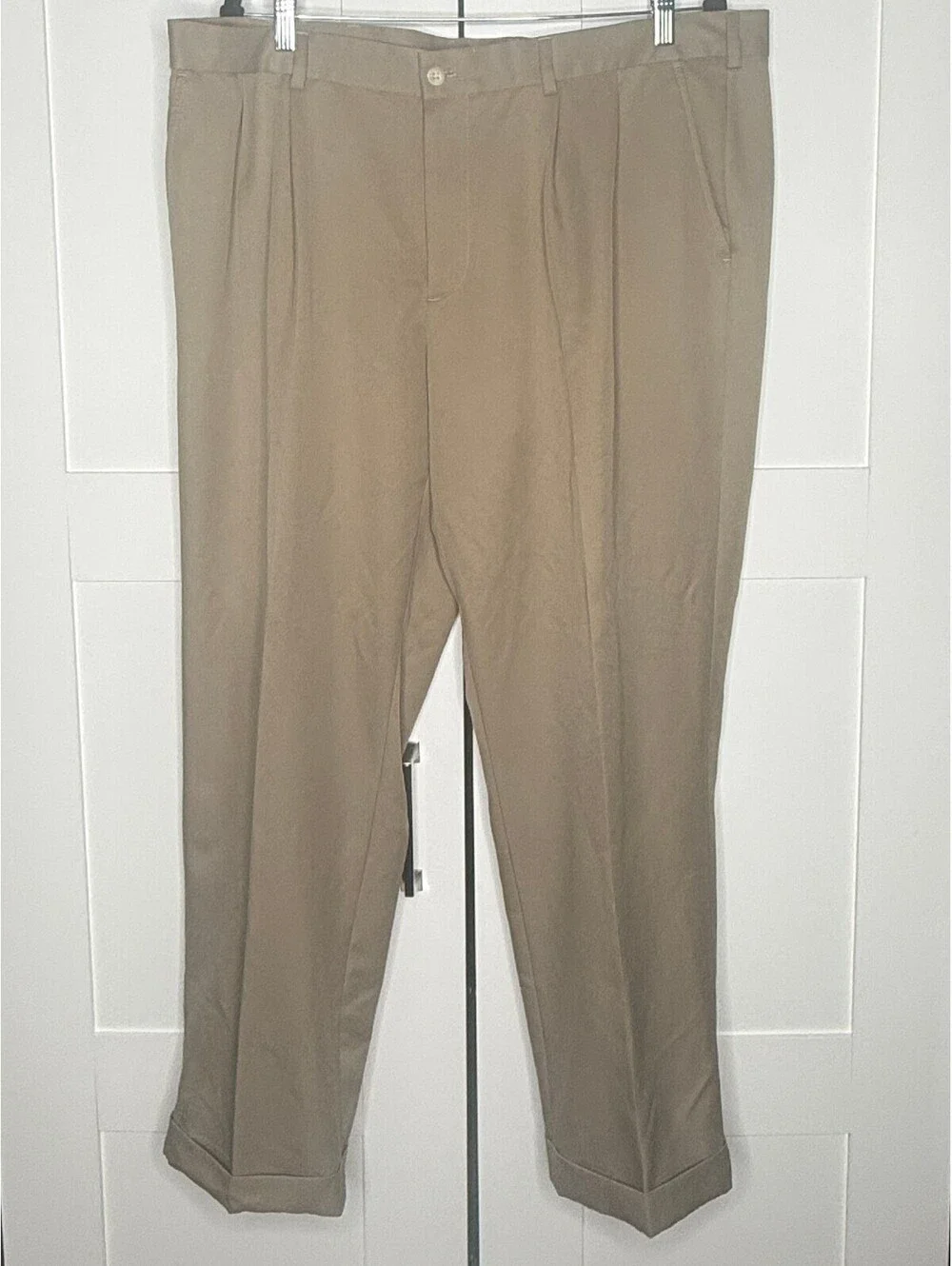 Van Heusson 40x30 Men's Dress Pants